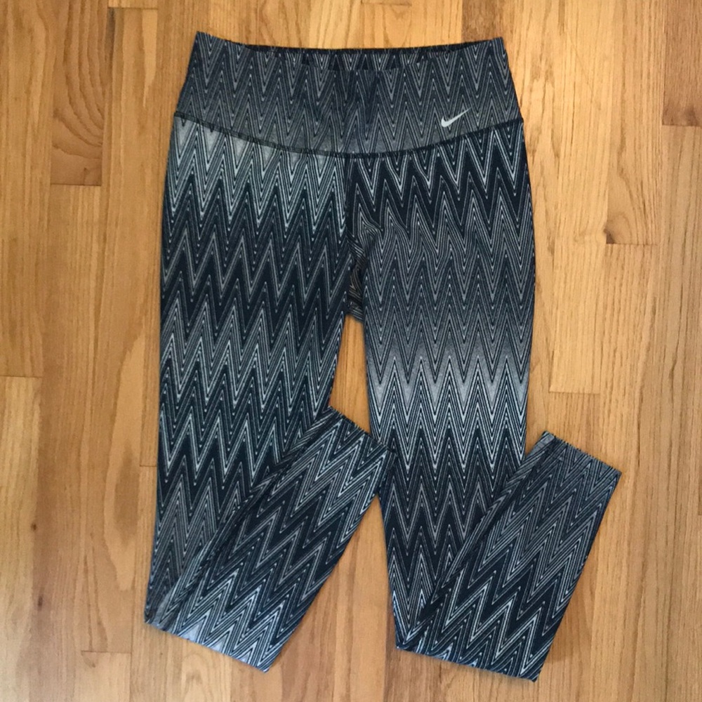 Nike leggings